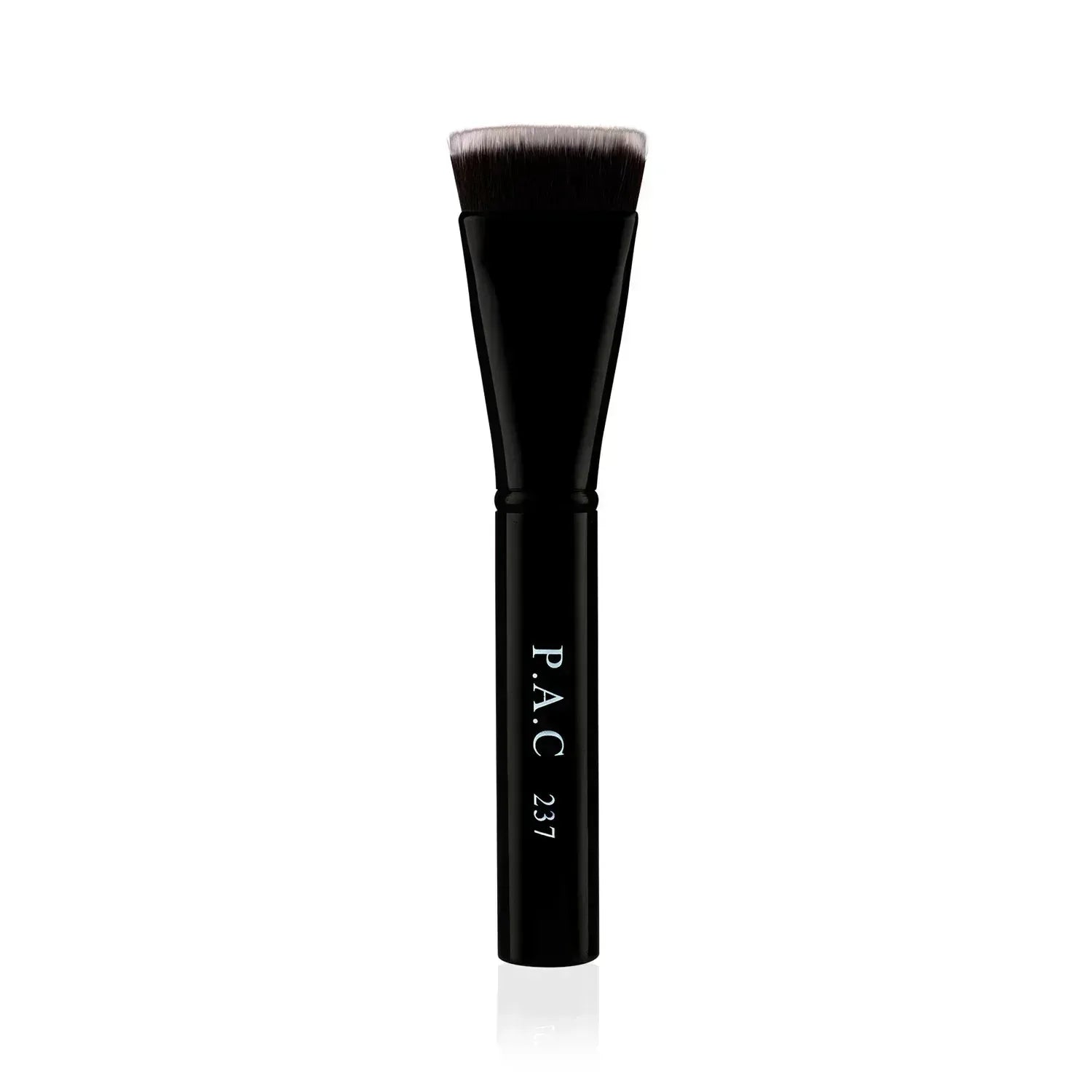 PAC Cosmetics Contouring Brush 237