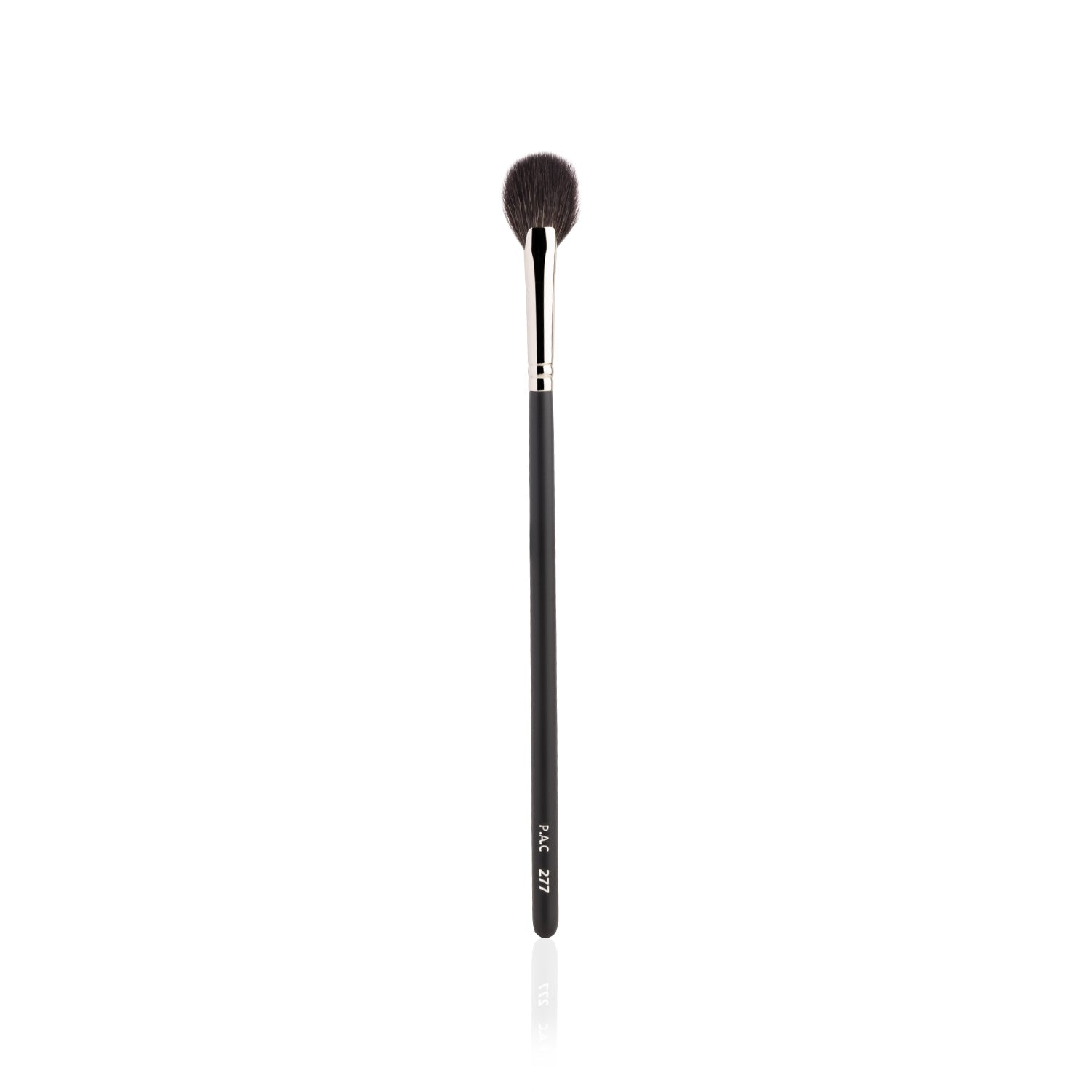 PAC Cosmetics Highlighter Brush 277