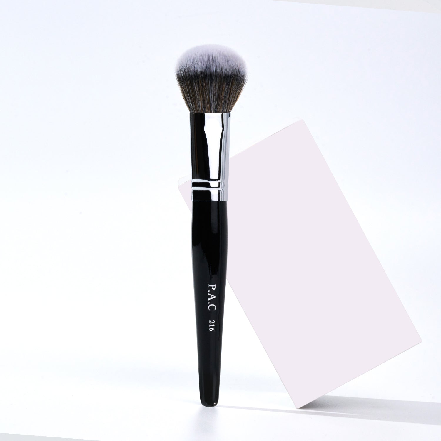 PAC Cosmetics Powder Brush 216
